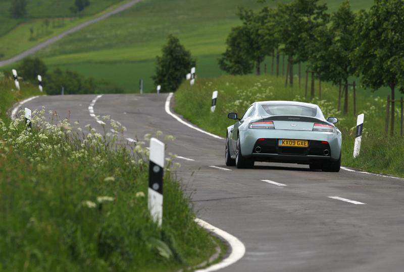 Illustration for article titled 2010 Aston Martin V12 Vantage: Driven